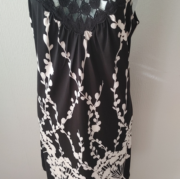 Jonathan Martin Sleeveless Black Floral Dress 10 - Picture 4 of 8